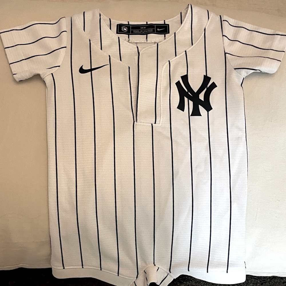 Nike NY Yankees baby onesie
